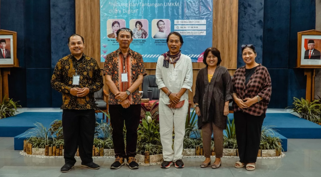 TALKSHOW: Fakultas Bisnis dan Ekonomika (FBE) Universitas Atma Jaya Yogyakarta (UAJY) mengadakan Talkshow dan Mini Expo 